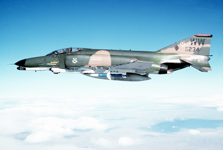 GALLANT EAGLE '82