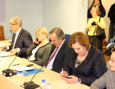 Seimas momisija 20130327