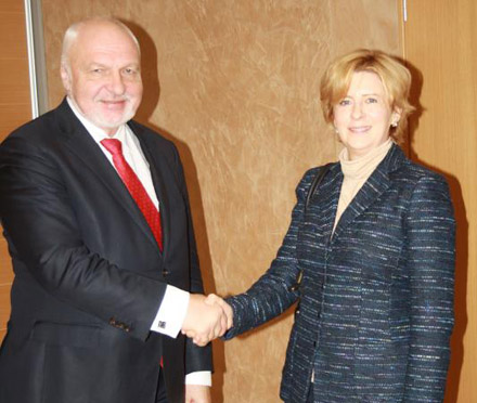 Mazuronis JAV ambasadore