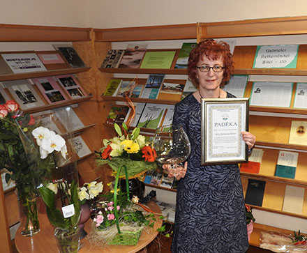 Metų bibliotekininkės vardą suteikė Ignalinos rajono savivaldybės bibliotekos Palūšės kaimo filialo vyr. bibliotekininkei Ritai Ramanauskienei