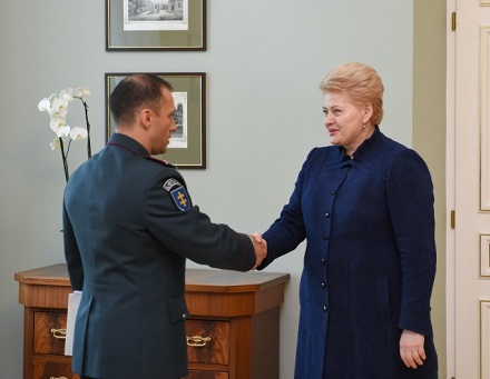Prezidentė susitiko su policijos generaliniu komisaru Linu Pernavu. Nuotr. iš lrp.lt