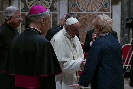 Prezidentė Dalia Grybauskaitė kartu su kitų ES šalių lyderiais Siksto koplyčioje, Vatikane, susitiko su Popiežiumi Pranciškumi. Nuotr. iš lrp.lt