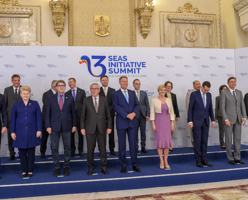 Prezidentė Dalia Grybauskaitė dalyvauja Trijų jūrų iniciatyvos viršūnių susitikime Rumunijoje. Nuotr. iš lrp.lt 