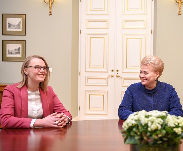rezidentė Dalia Grybauskaitė susitiko su Premjero pateikta kandidate į aplinkos ministres Irma Gudžiūnaite. Nuotr. iš lrp.lt