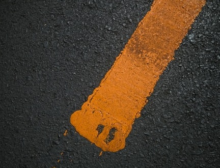 Šaltas asfaltas yra puiki priemonė duobėms taisyti asfaltuotose gatvėse ar keliuose, kiemuose ir kitose vietose