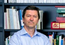 V. Valiušaitis kreipėsi į darbo ginčų komisiją: Lietuvos nacionalinės Martyno Mažvydo bibliotekos generalinės direktorės nurodyta atleidimo iš darbo priežastis – fiktyvi, tikrieji motyvai – diskriminaciniai