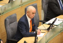 „RAITAS ANT LAIKO“